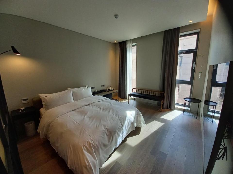 Hotel Libre Siheung Экстерьер фото